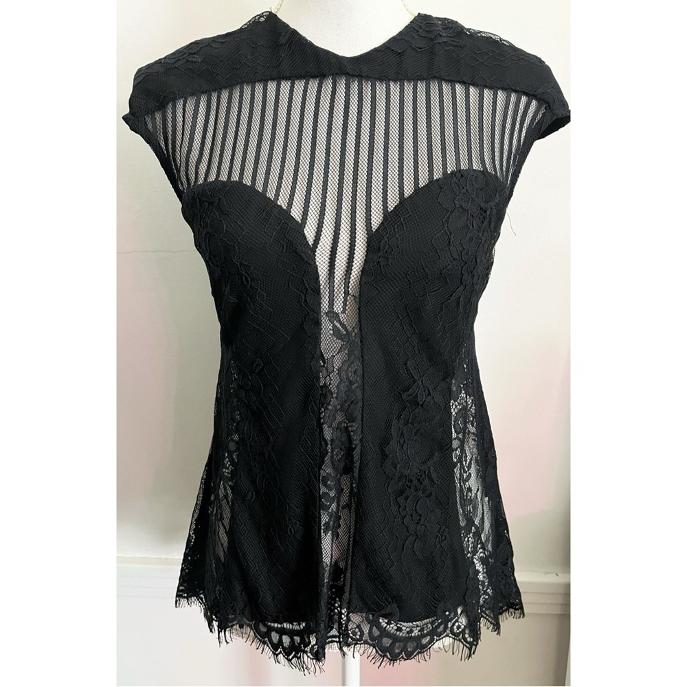 Elliatt • Black Lace Sheer Panel Top